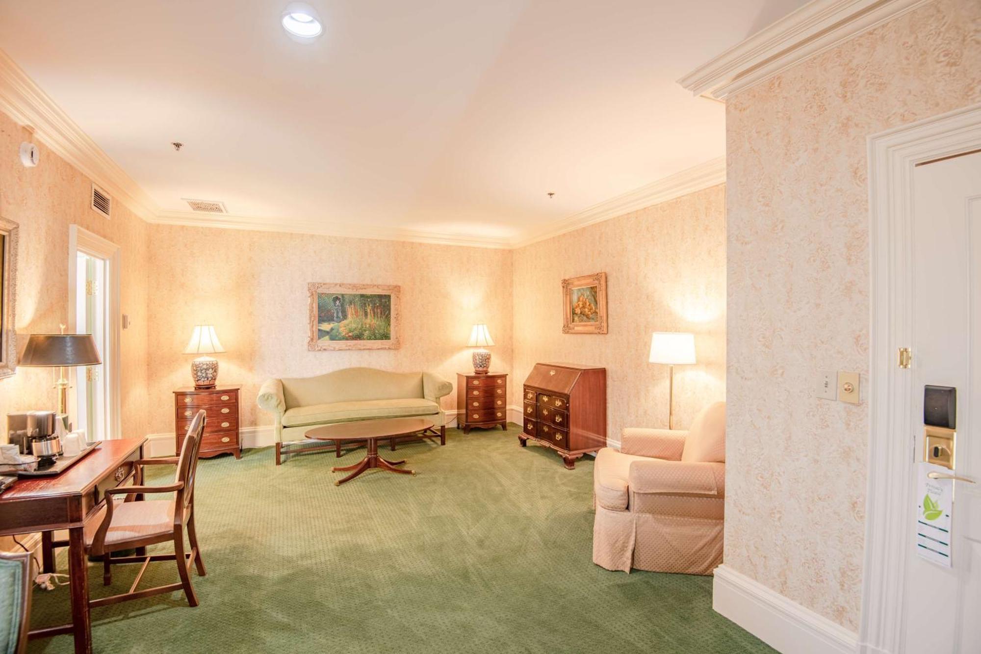 The Founders Inn & Spa Tapestry Collection By Hilton Virginia Beach Bagian luar foto